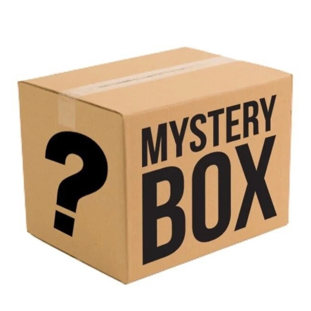 Mystery Box of 5 Pieces of Clothes